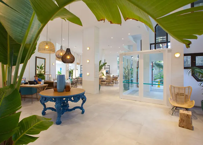 Hotel Corallium By Lopesan - Adults Only